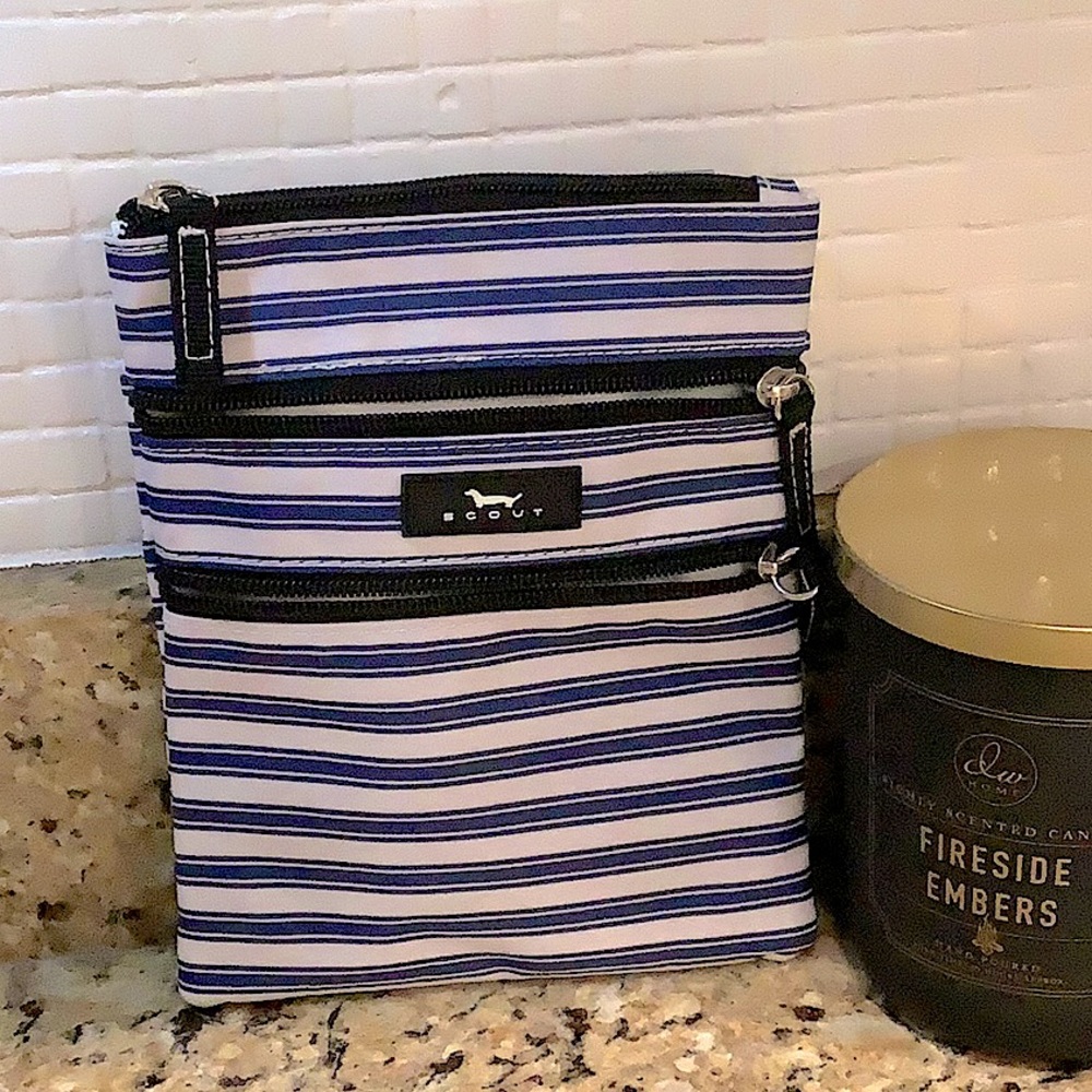 Scout Water Resistant Cross Body